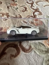 Kyosho 1/43 dnano Nissan GT R