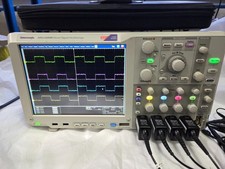 Tektronix MSO5204B