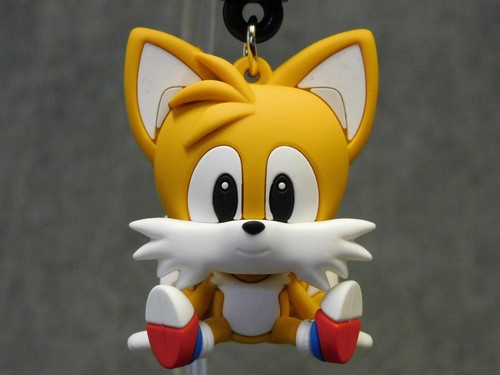 Sonic nuovo tails sitting - sonic,