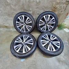 cerchi in lega con gomme renault captur 205/55/R17