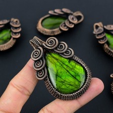 Ciondolo in filo di rame fatto