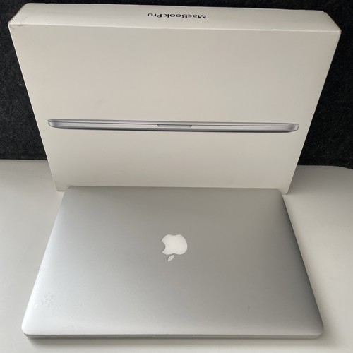 Apple macbook pro - macbook, metà