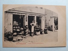 Venezia - Una Fruttivendola.