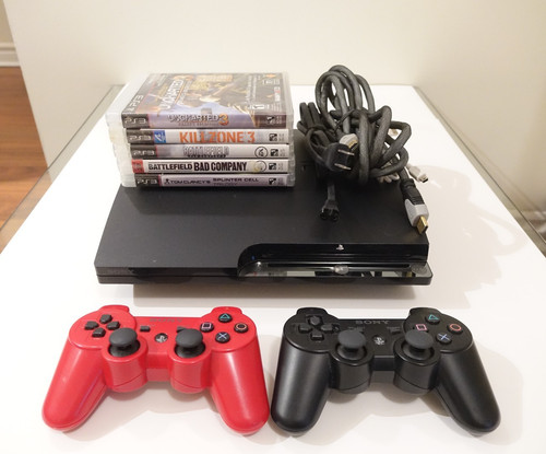 Sony ps3 slim console - sony,