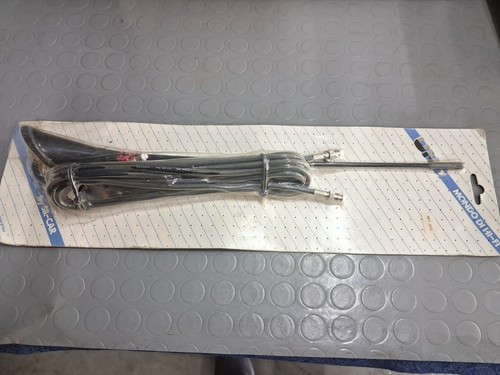 Antenna radiotelefono per