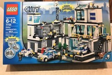 LEGO City Police Headquarters
