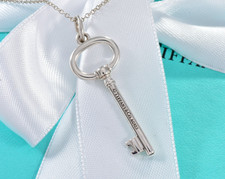 Collana Tiffany & Co argento 1,5" ciondolo chiave ovale 16,25" in scatola sacchetto nastro