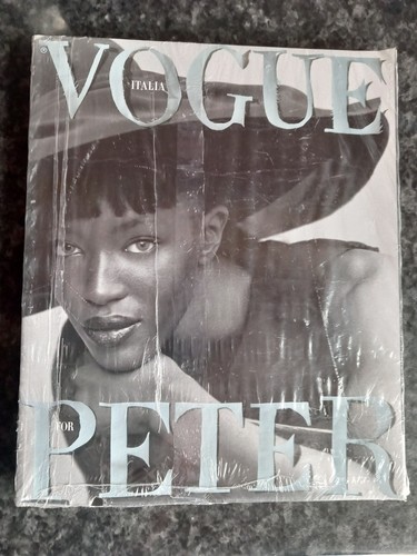 Vogue italia october - italia,