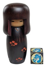 Bambola Kokeshi creativa