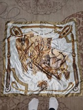 Sciarpa quadrata in seta