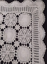 Copriletto antico fatto a mano