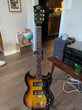 Chitarra elettrica stile Kay