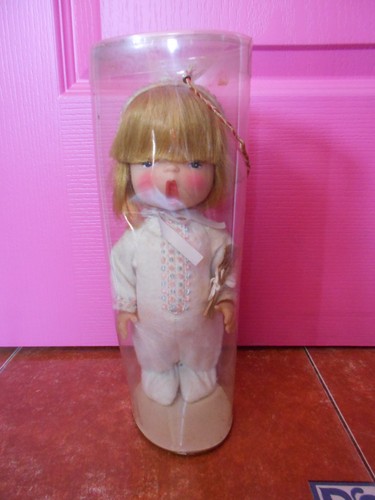 Baby doll anni - doll, bedsie