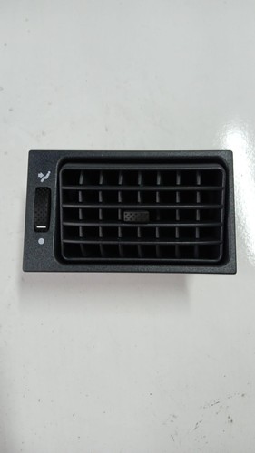 Presa aria cruscotto iveco - presa,