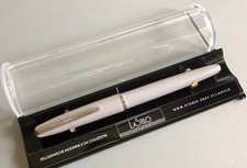 Universal - Vintage Italian