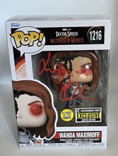 ELIZABETH OLSEN FIRMATO WANDA