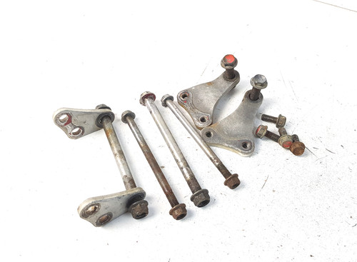 Staffe perni supporto motore - staffe,