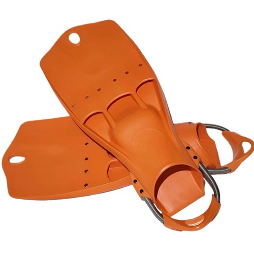 Nuovo deep pinne - nuovo!,