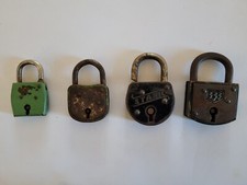 LOTTO STOCK 4 LUCCHETTI VARI ANTICHI VECCHI VINTAGE STABIL 333 ANNI ’40 ’50 ‘60