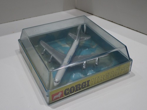 Corgi toys 1310 - toys, air