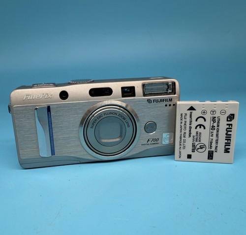 Fujifilm finepix f700 3 - fujifilm,