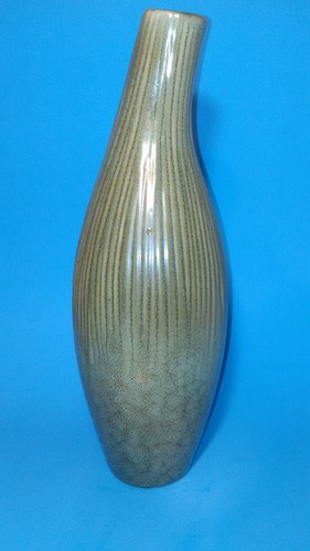 Vaso verde con tocchi blu - verde,