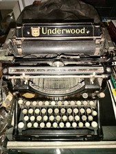 MACCHINA DA SCRIVERE D'EPOCA -