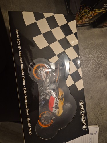 Minichamps honda rc211v - honda,