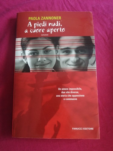 Piedi nudi cuore aperto - a,