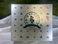 NANETTE LEPORE SHANGHAI BUTTERFLY 100ML EDP SP/200ML LOZIONE CORPO/200ML GEL DOCCIA