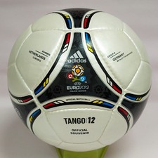PALLONE CALCIO ADIDAS TANGO 12