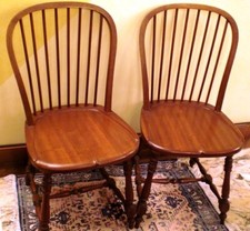 Coppia sedie / sedia in noce con particolare lavorazione tornita