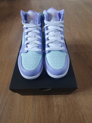 Nike air jordan mid - nike, 1