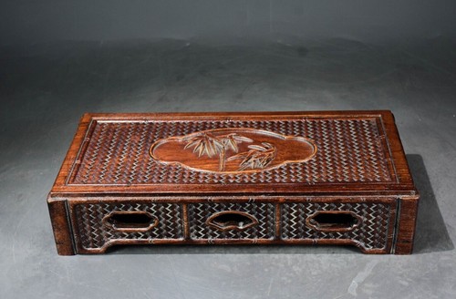 Antico tavolino tibetano legno