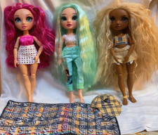 LOTTO   3   BAMBOLE   RAINBOW    HIGH   PACIFIC    CAST   -AMAYA -HAPER- DAPHNE 