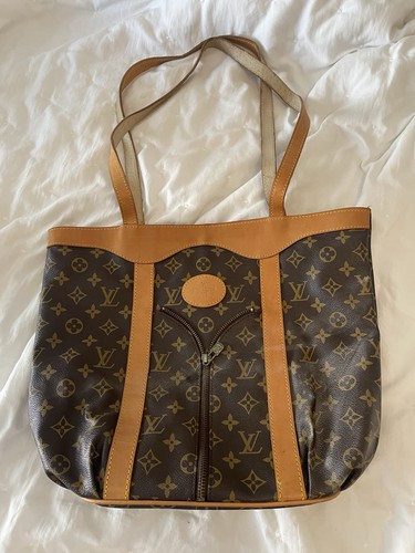 Luis vuitton bag - luis, bag/purse
