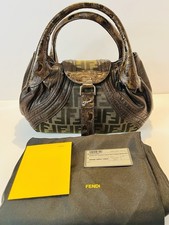 Autentica borsa spia Fendi