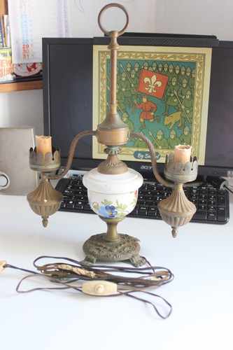 Lampada luce tavolo - luce, vintage