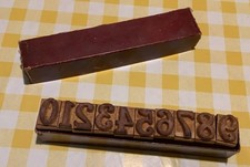 Set Vintage Da 10 Caratteri