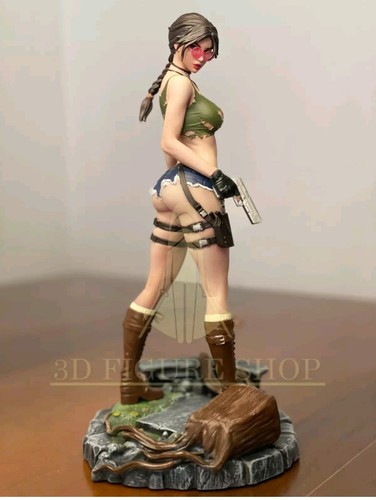 Lara croft tomb - lara, raider/figura