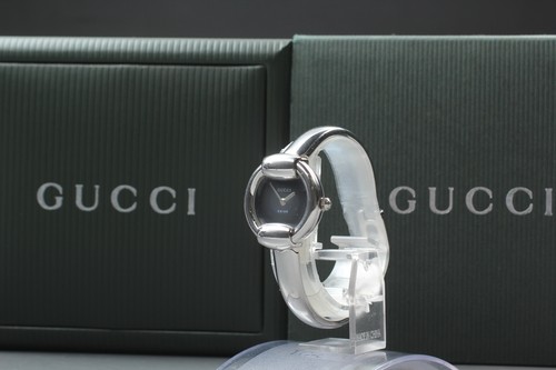 Quasi come nuovo - [, con