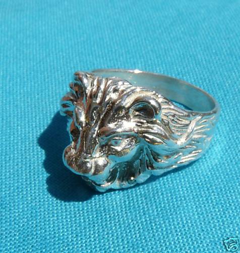 Anello con testa - testa, di