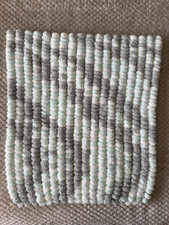 Baby Moses Cestino, Coperta