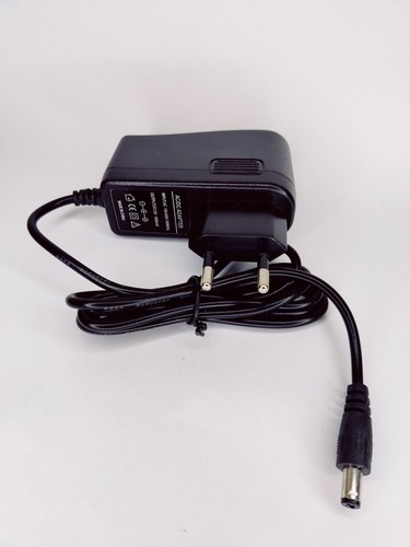 Alimentatore volt 5a - volt, 1,5a