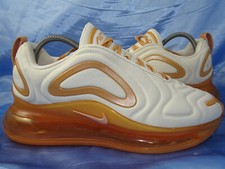 NIKE AIR MAX 720 SE SNEAKER