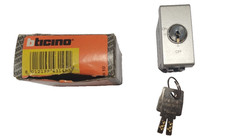 MATERIALE ELETTRICO BTICINO LIGHT TECH NT 4012 INTERRUTTORE BIPOLARE CON CHIAVE