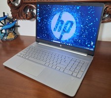 HP 15.6" i5-1135G7 12 RAM 512