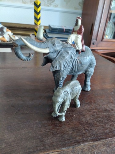 Raro elefante lineol con - raro,