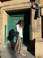 Gonna a vita alta in raso