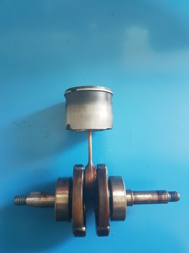 Pistone albero motore usati - e,